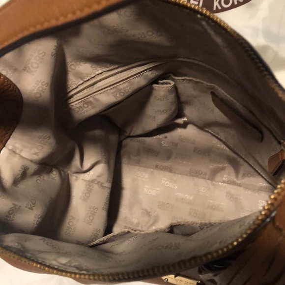 Michael Kors bag - Picture 2 of 3